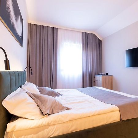 Pensiunea Casa Georgia Comanesti  Экстерьер фото