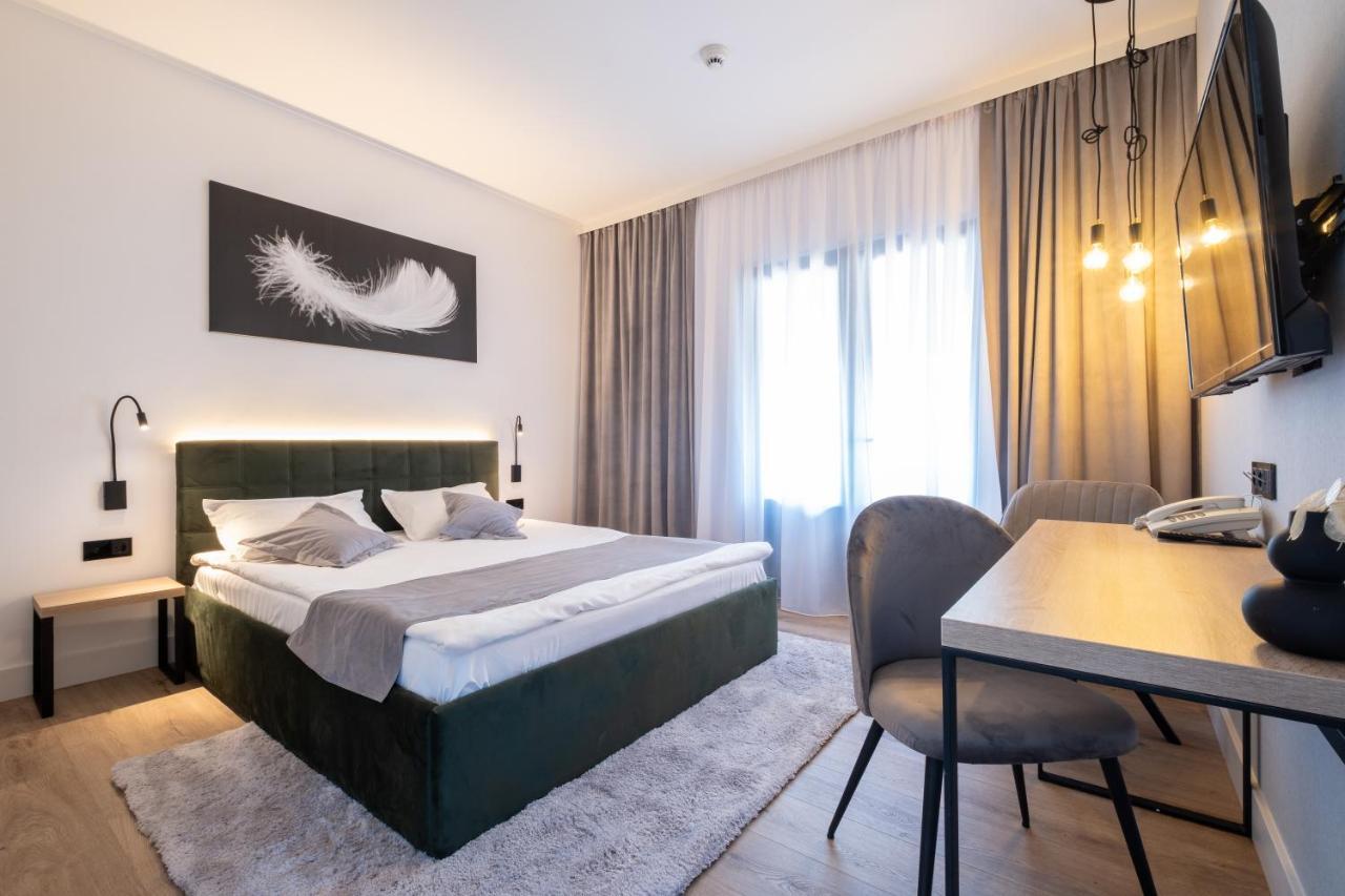 Pensiunea Casa Georgia Comanesti  Экстерьер фото